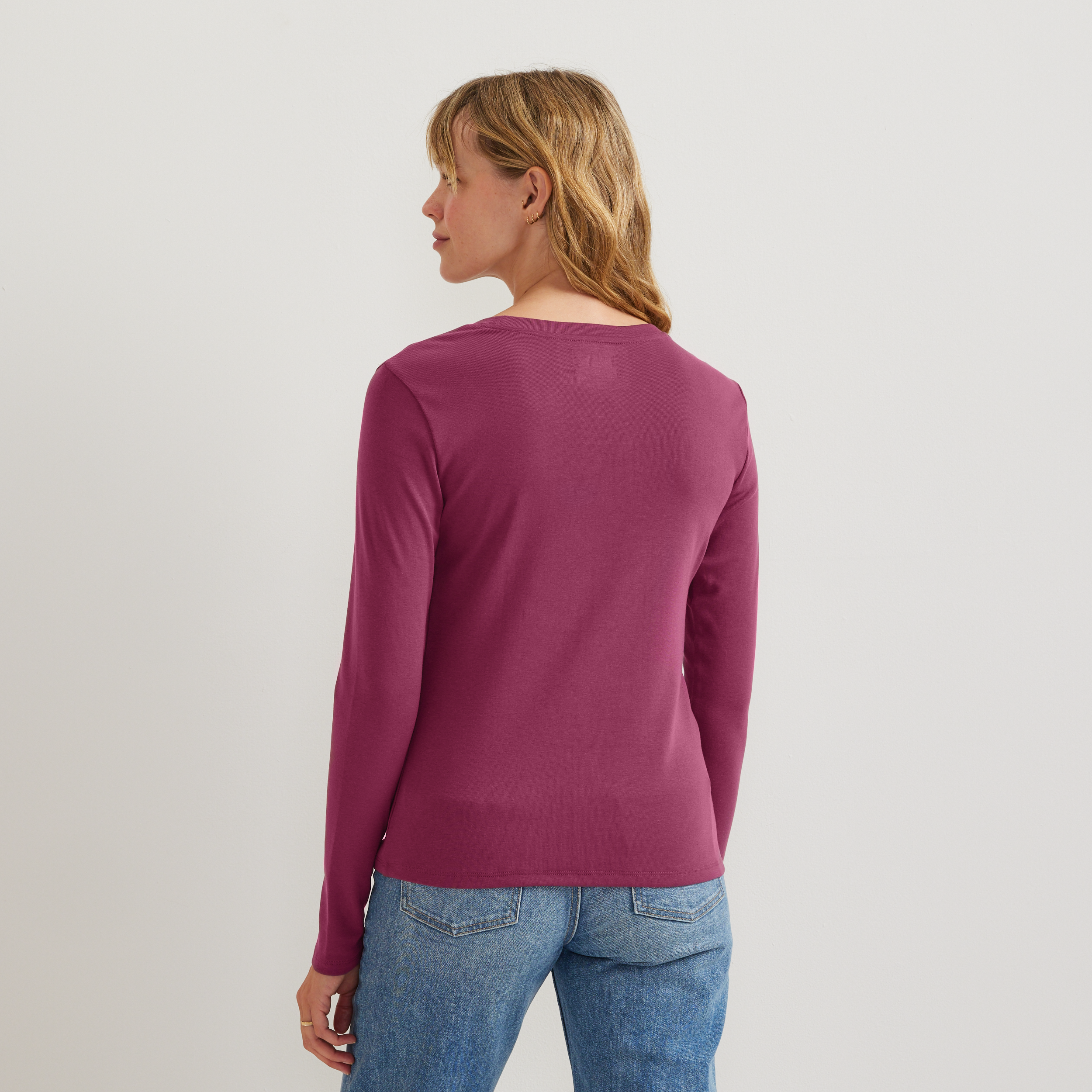 Women's Everyday Long-Sleeve Crewneck T-Shirt - Image 28
