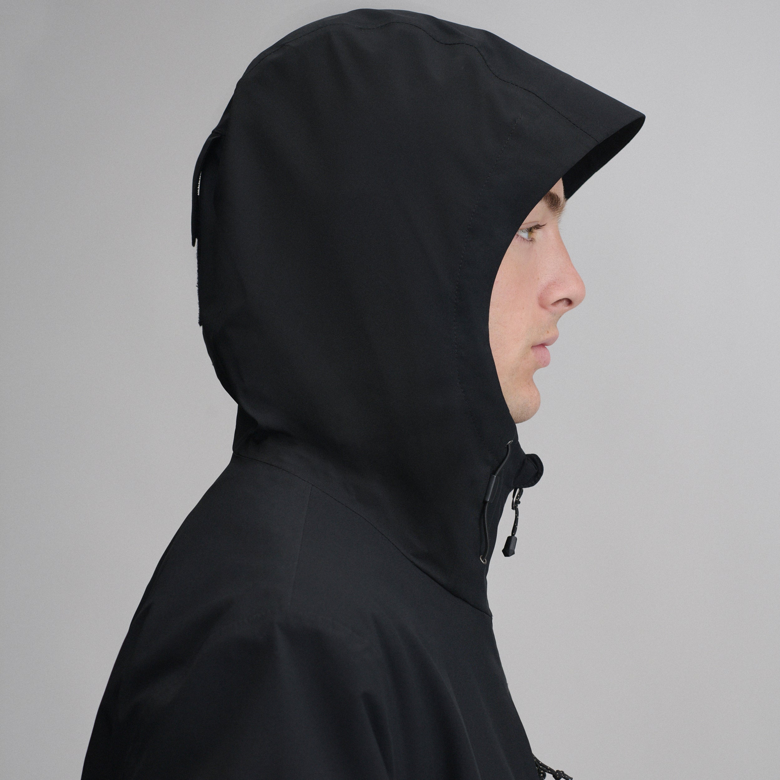 Men's Oscillate 3L Trench - Image 11