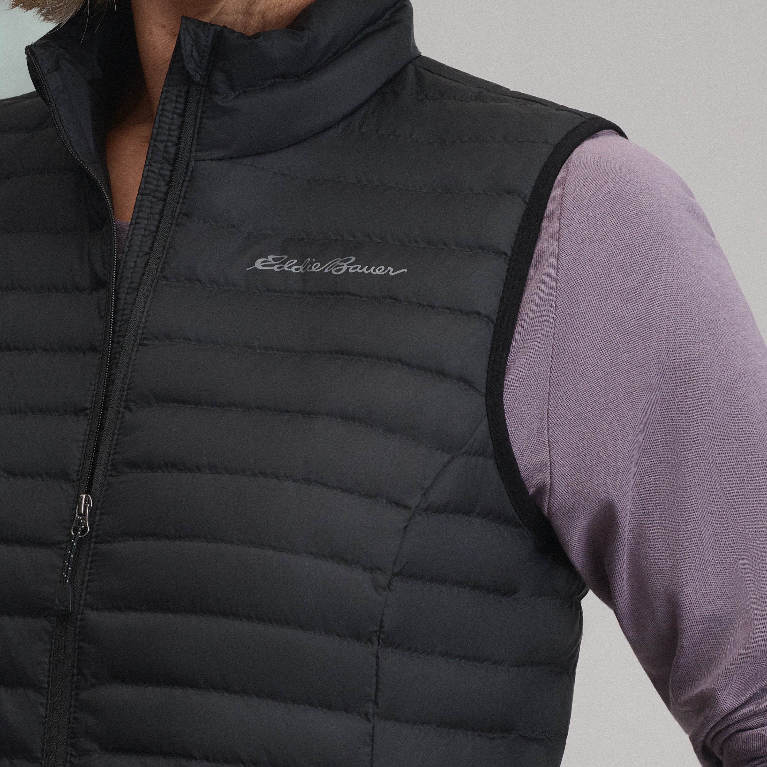 Women's Microlight Down Vest - Image 3