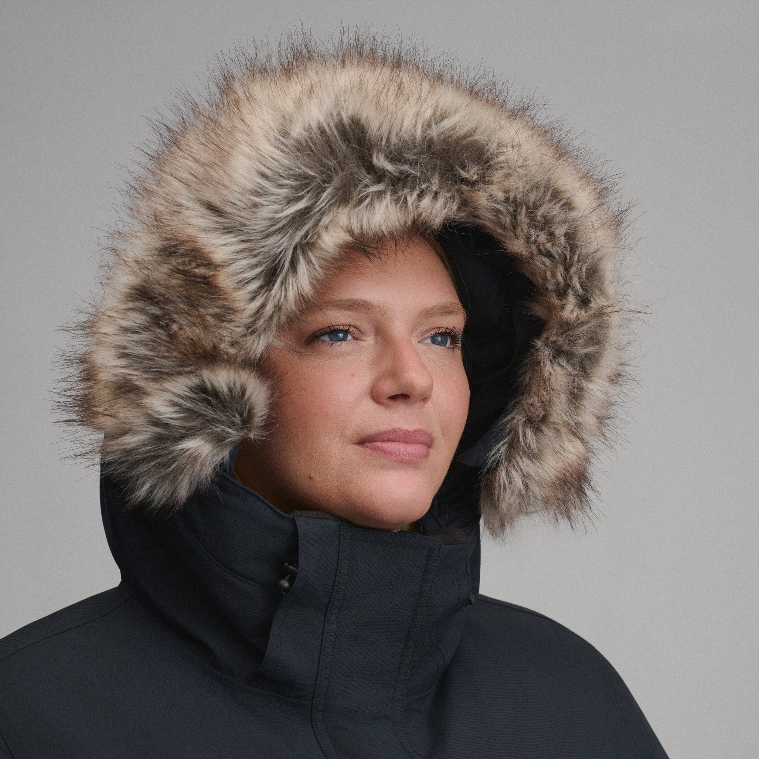 Women's Parka Superior Down - Image 24