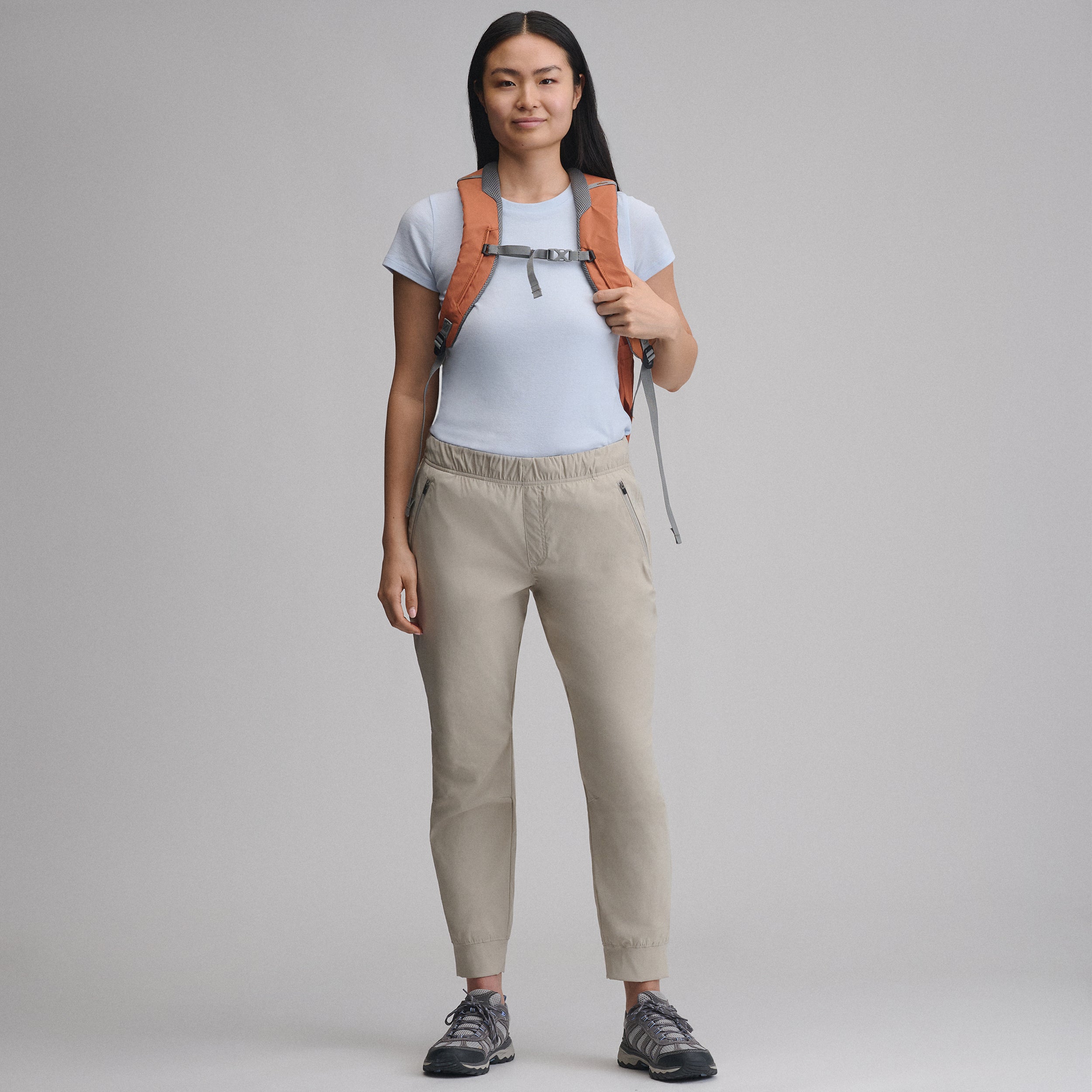 Women's Rainier Pull-On Classic Fit Joggers - Image 5