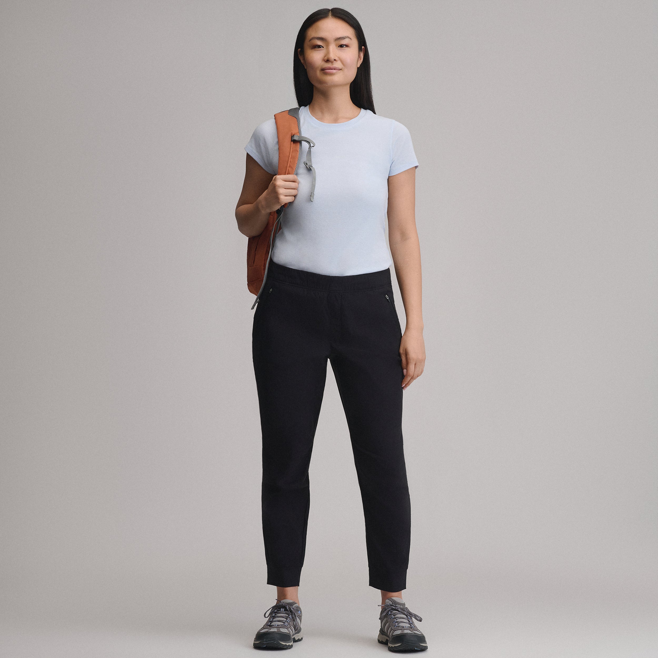 Women's Rainier Pull-On Classic Fit Joggers - Image 10