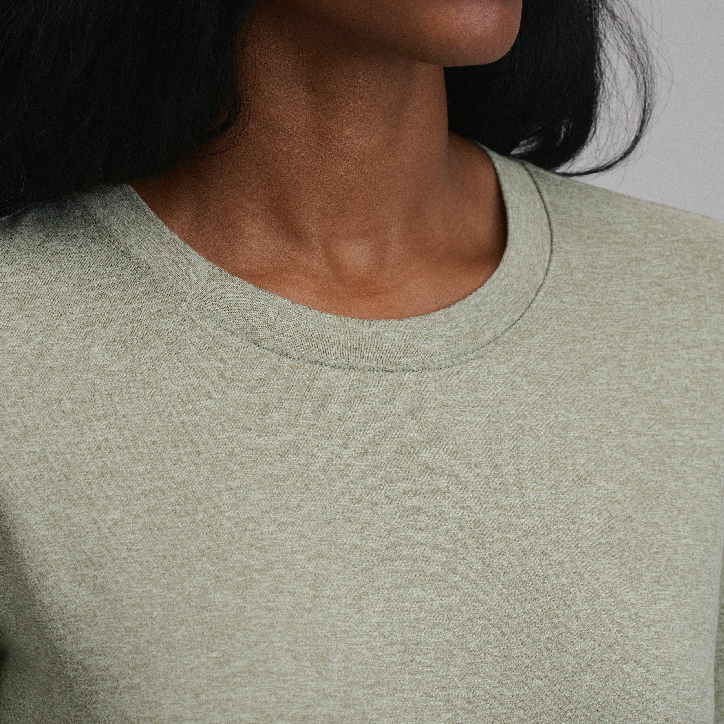 Women's Train Ascent Long-Sleeve Crew - Image 15