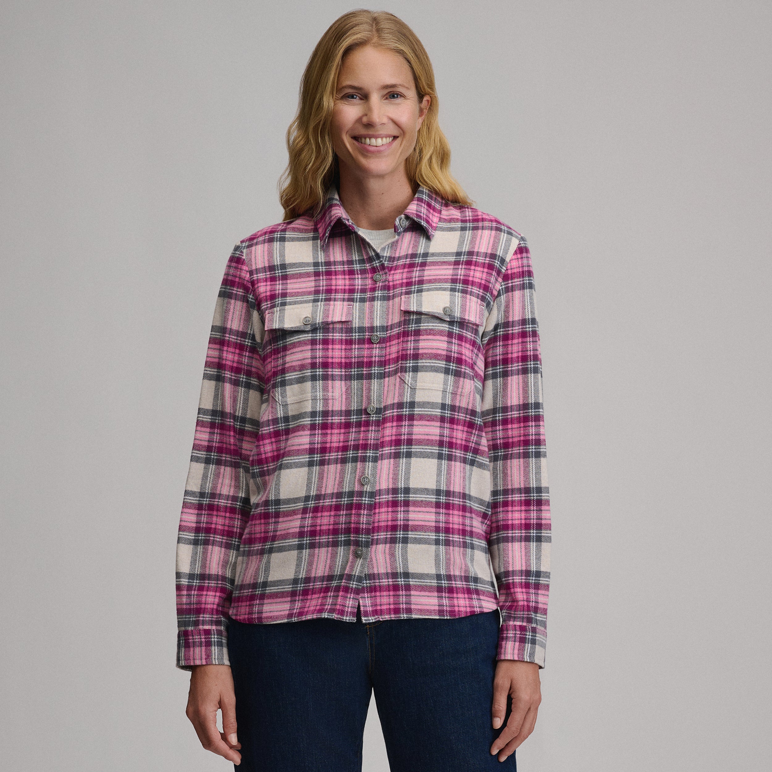 Women's Long-Sleeve Heritage Soft Classic Flannel Shirt - Image 5