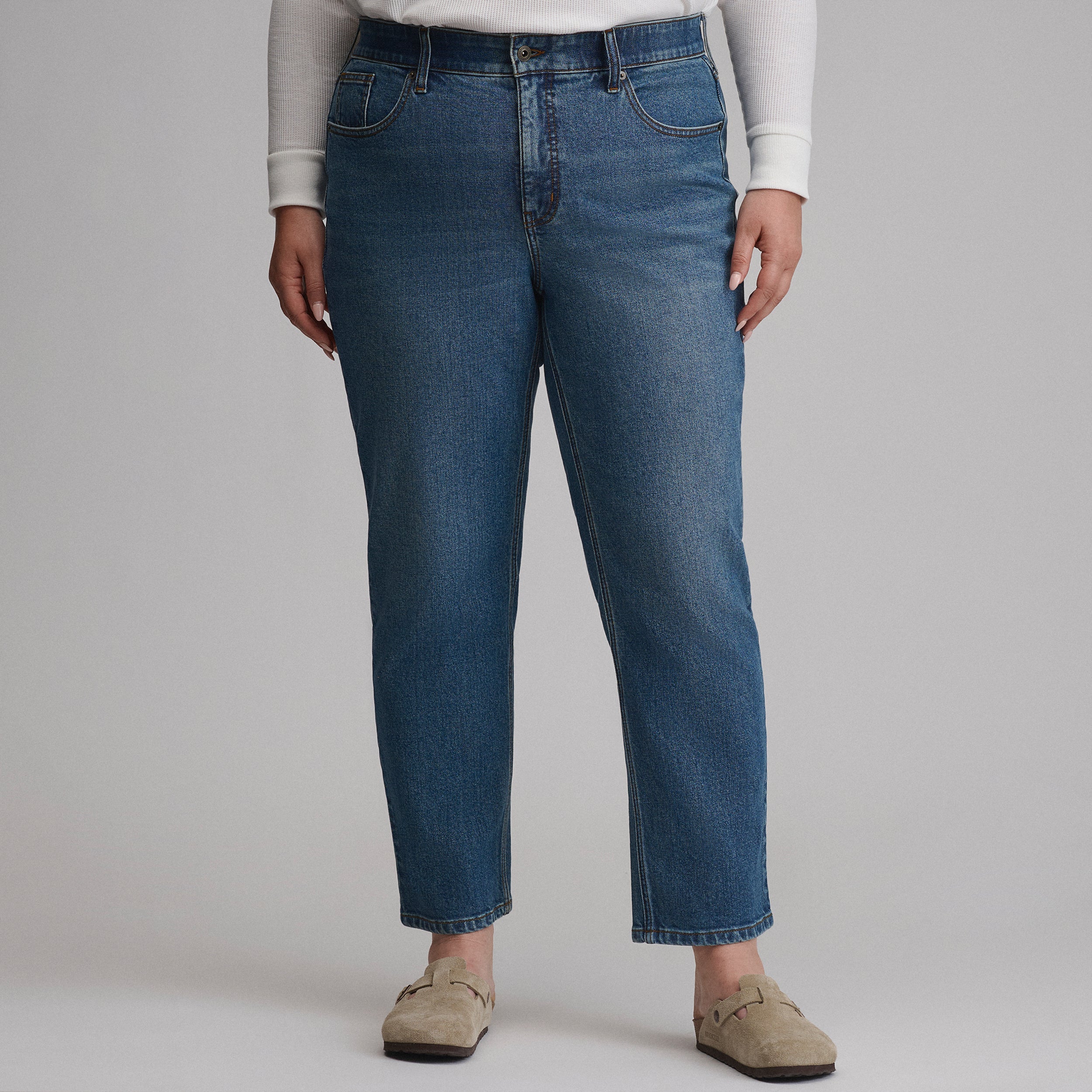 Women's Iconic Perfect Straight Jean - Image 12
