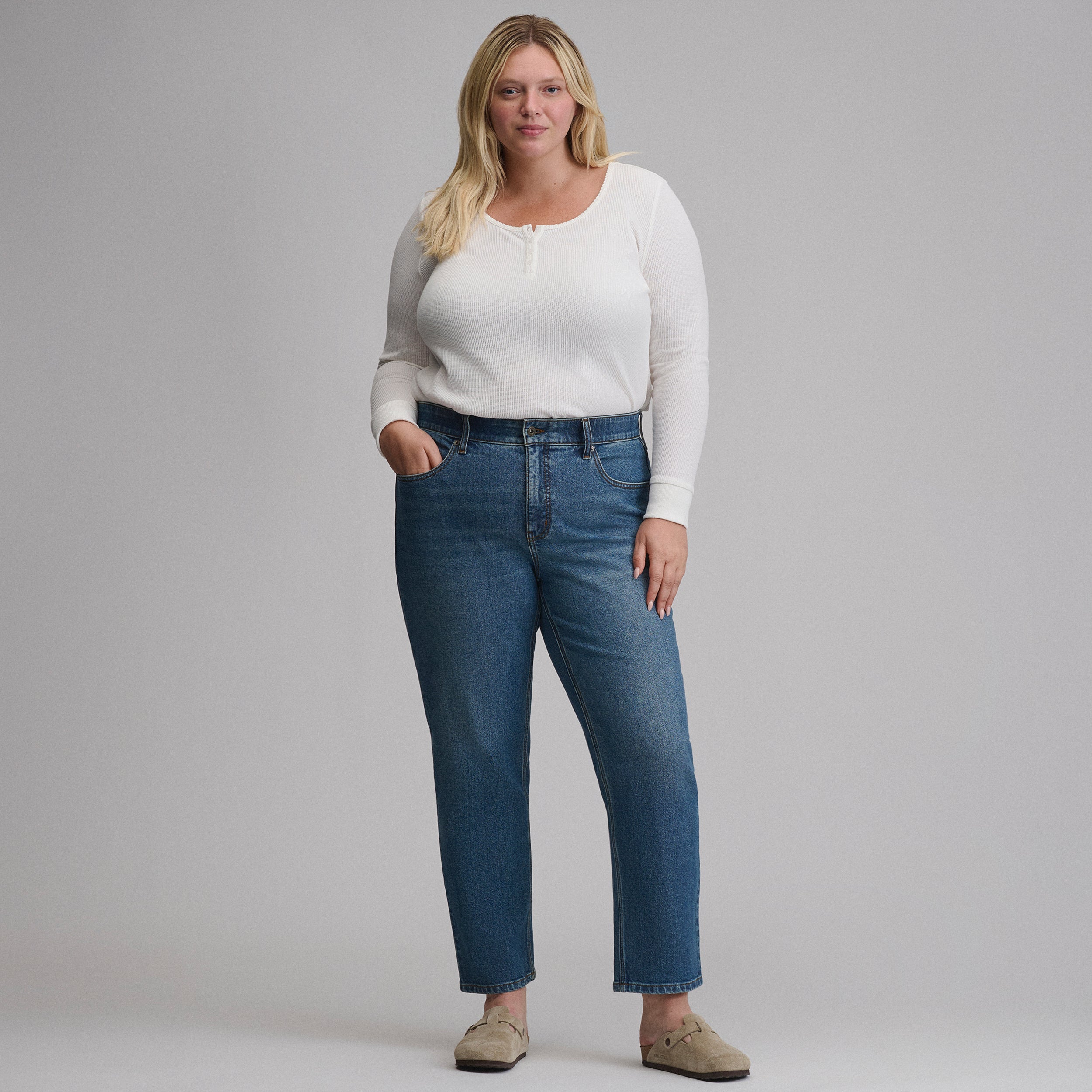 Women's Iconic Perfect Straight Jean - Image 15