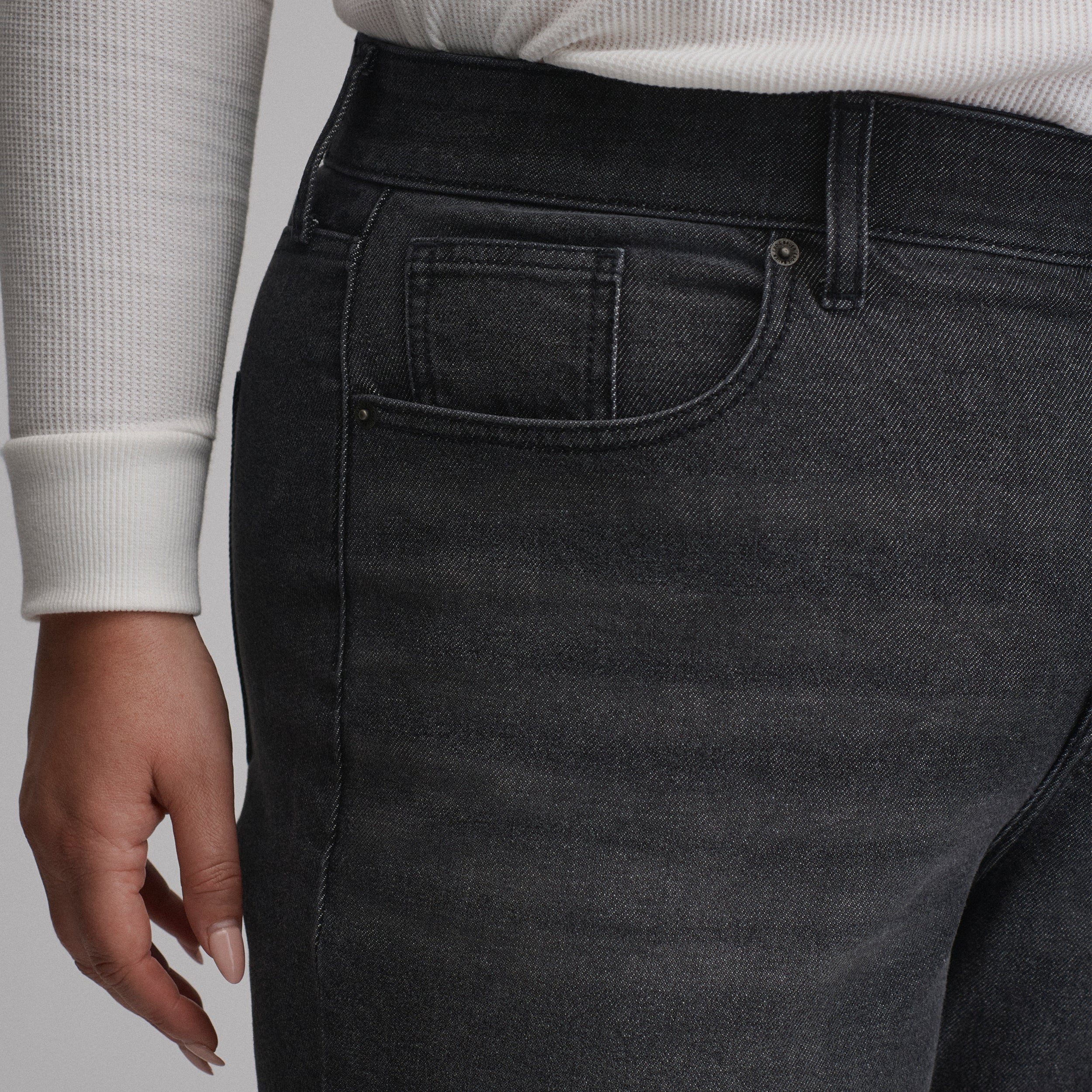 Women's Iconic Perfect Straight Jean - Image 7
