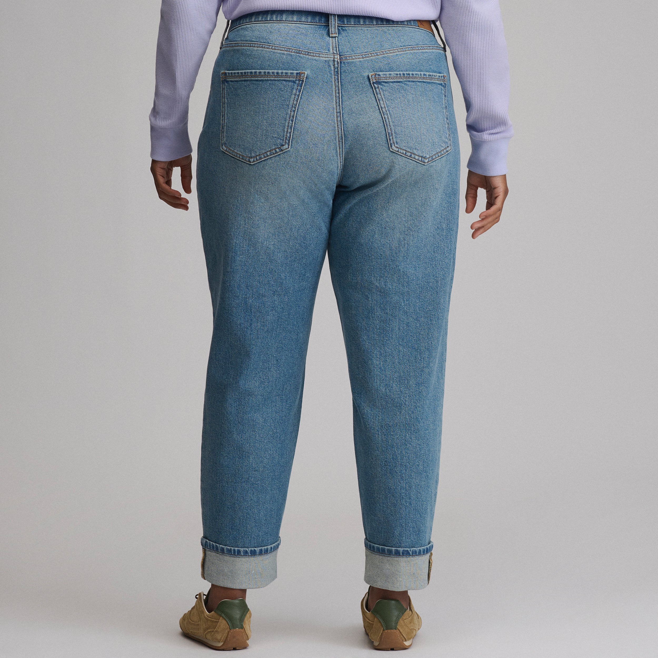 Women's Iconic 90's Boyfriend Jean - Image 10