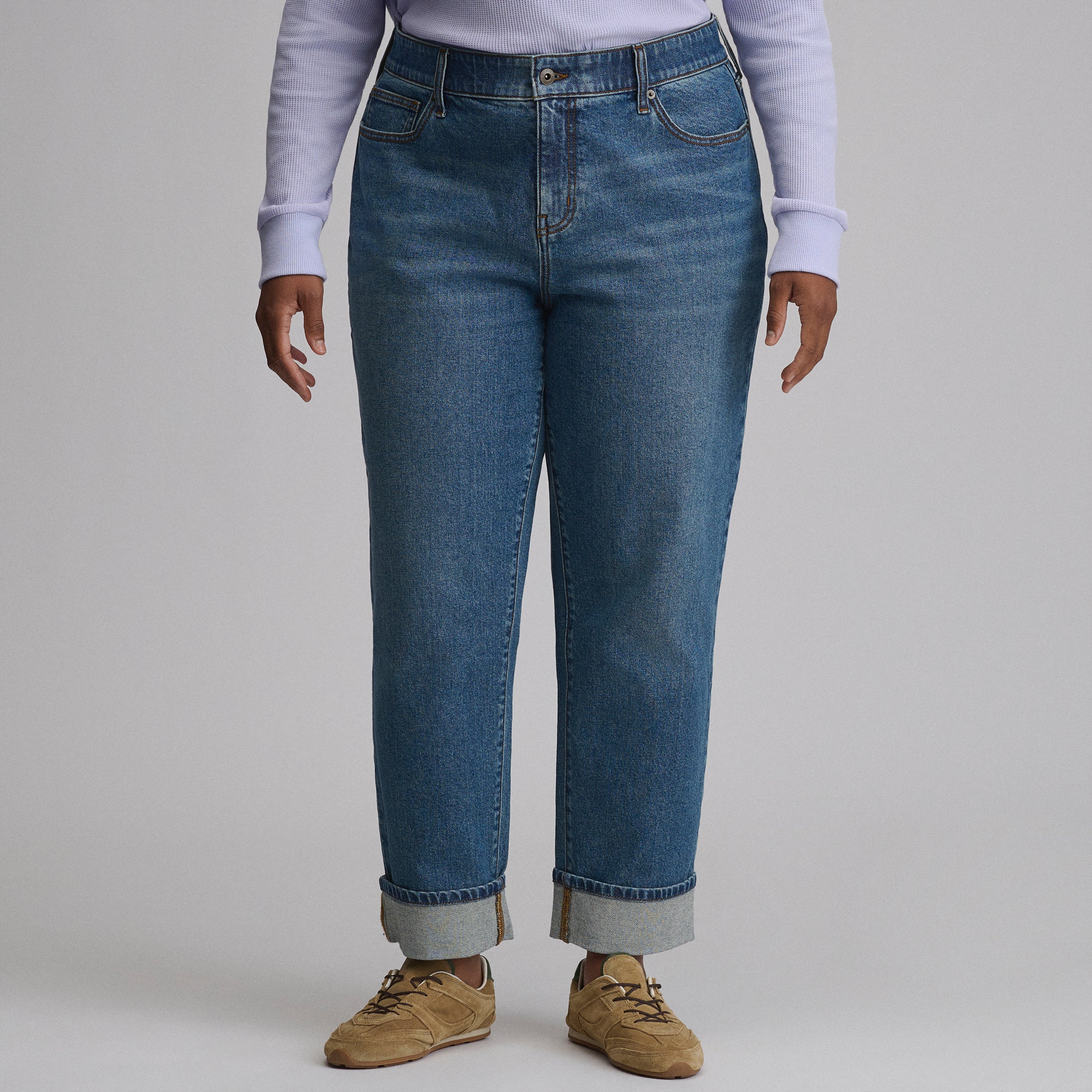 Women's Iconic 90's Boyfriend Jean - Image 13