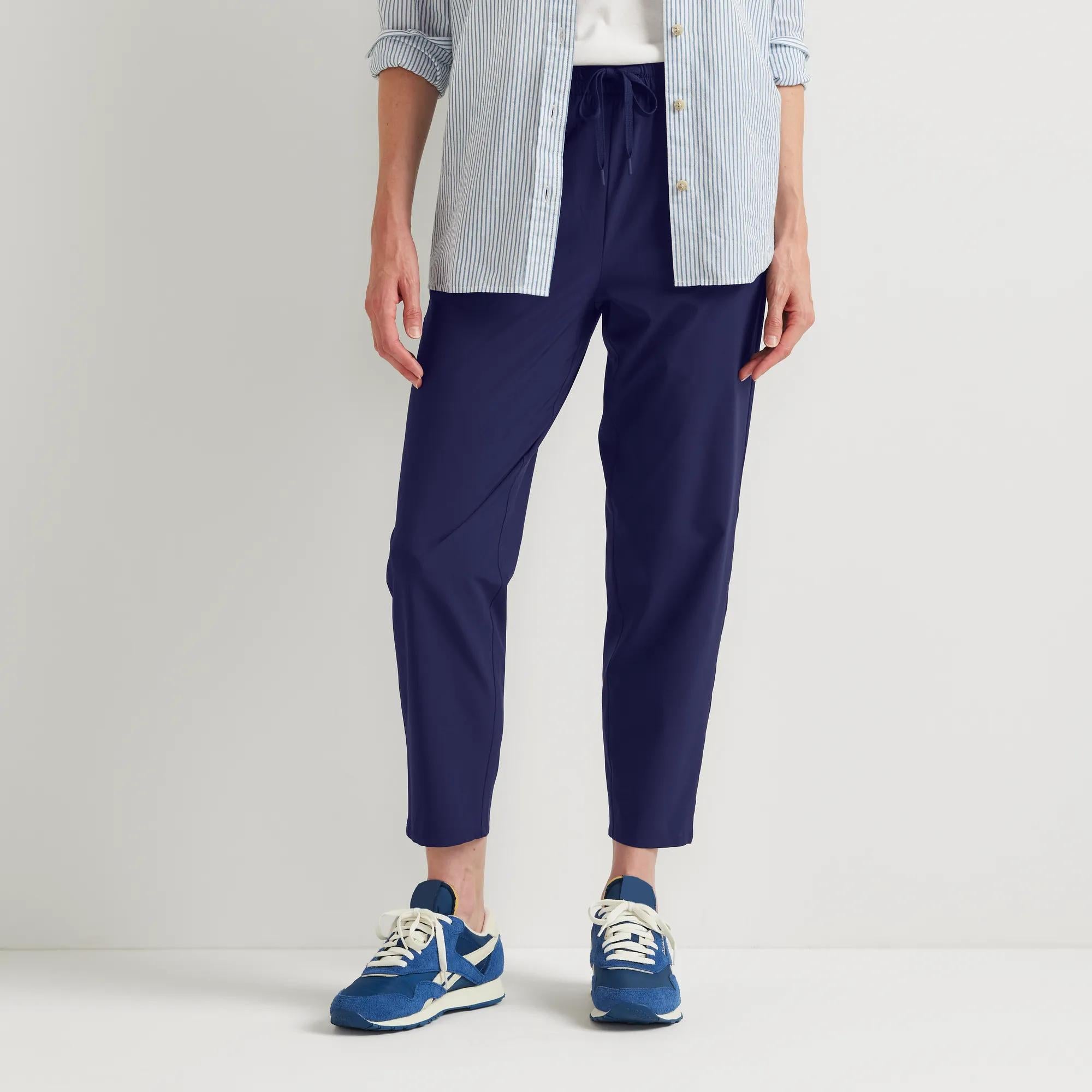 Women's Departure Stretch Tie-Front Ankle Pants - Image 3