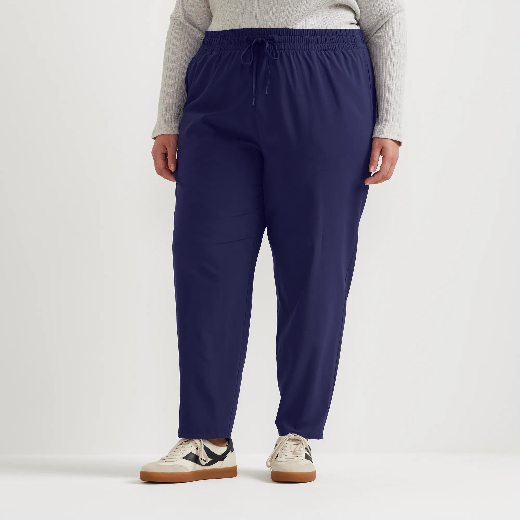 Women's Departure Stretch Tie-Front Ankle Pants - Image 4