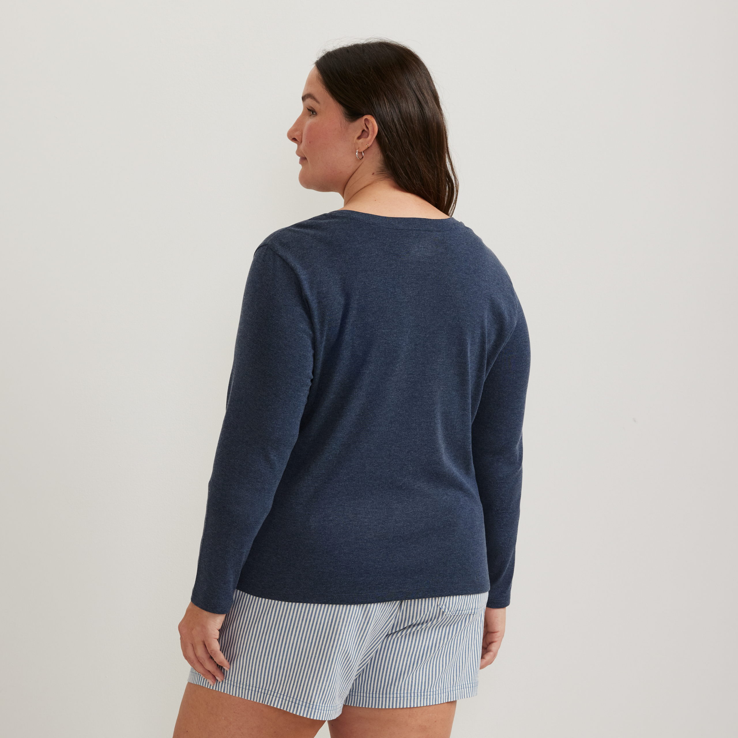 Women's Everyday Long-Sleeve Crewneck T-Shirt - Image 8