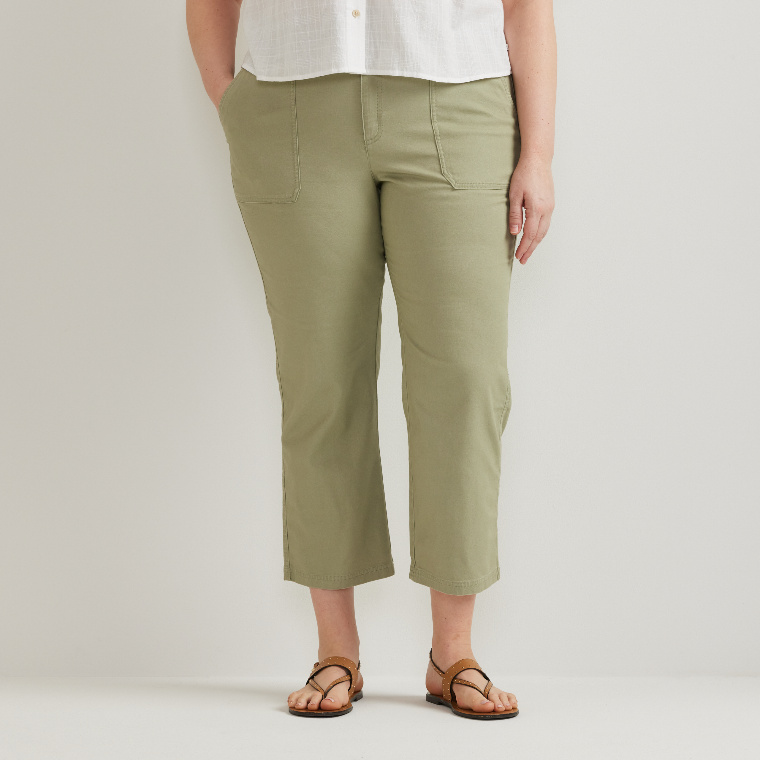 Women's Utility Stretch Canvas Kick Cropped Pants - Image 3